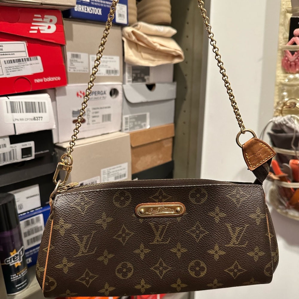 Louis Vuitton Eva